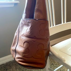 Well Loved Tory Burch Hobo Bag